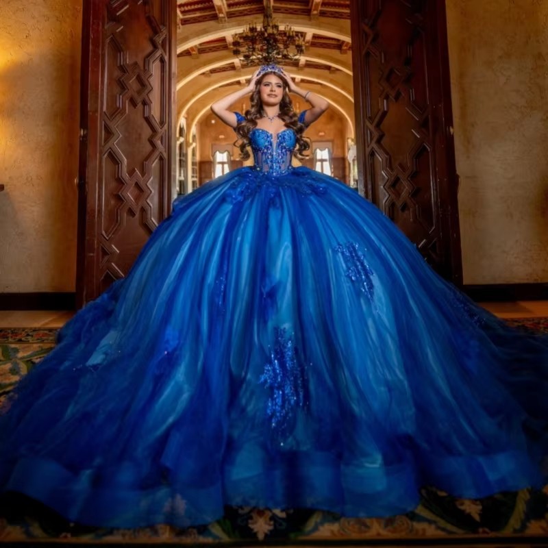 Royal Blue Glitter Quinceanera Dresses Off Shoulder Ball Gown Sweet 16 Dress Applique Lace Beading Crystal Bow Tull Long Tail Party Birthday vestido