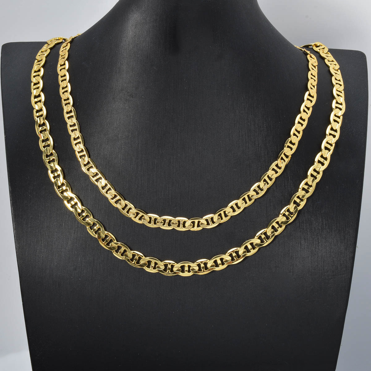 Vintage-style, pure copper seaweed chain necklace, fashionable elegant, versatile for various outfits, European and American hip-hop style, with emb
