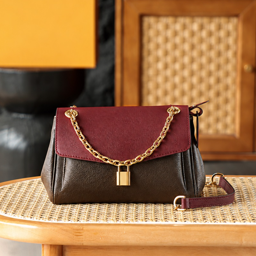 Chain Shoulder Bag Pebbled Leather Vintage Flap Lock Crossbody Spacious Chic Office Travel Evening Top-Tier Designer New Arrival
