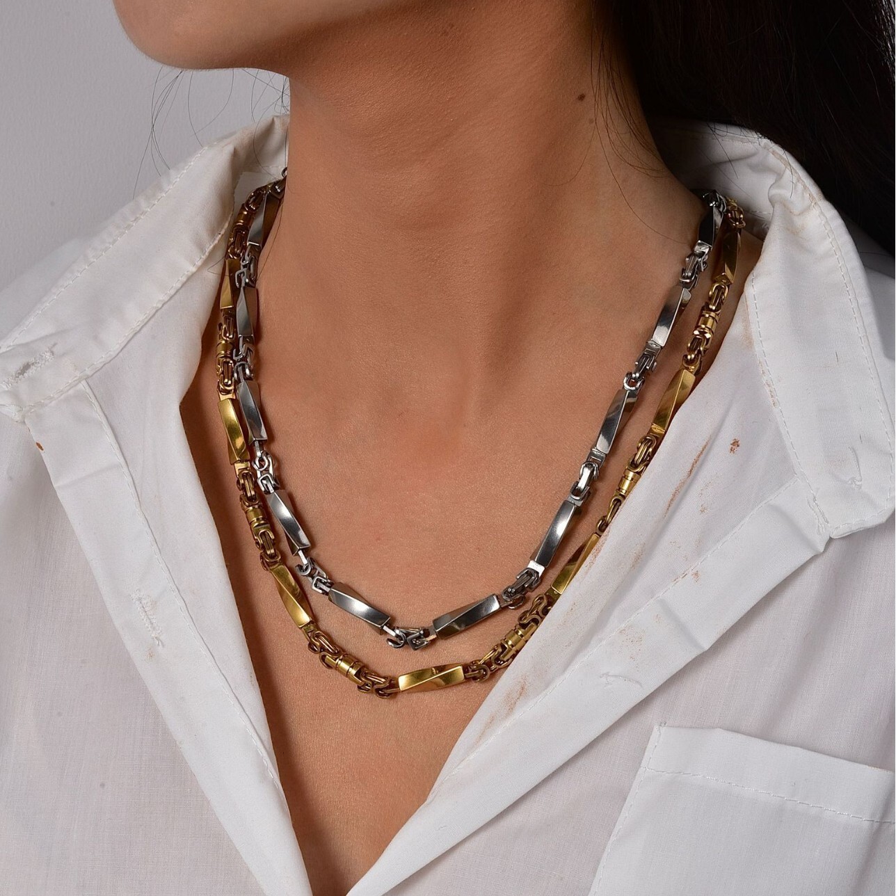 Factory stock, hot-selling item: handmade chain, fashionable geometric twisted chain necklace, large-hole polished surface stainless steel necklace