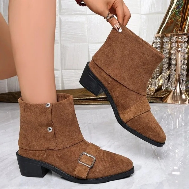 Retro Belt Buckle Enhances Western Style Denim Boots for Women in Autumn and Winter with Thick Heels 260917
