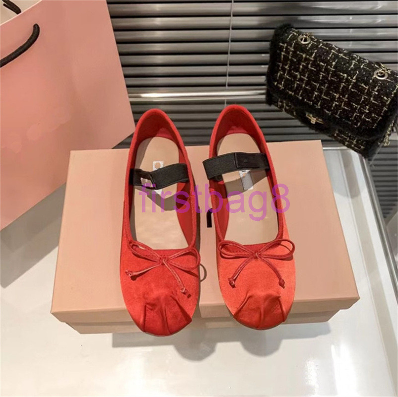 2023 Fashion Luxury designer Dress shoes Women Pink ballet shoes Women's bow shoes French Satin flat shoes Mary Jane flat shoes Light Blue Size