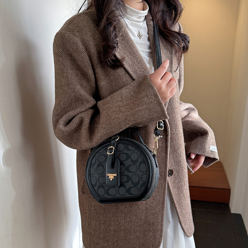Luxury Brand Designer Bag 2025 New High-End Round Bag For Women, European American Fashion Small Women's Shoulder And Crossbody Bag, Light Luxu