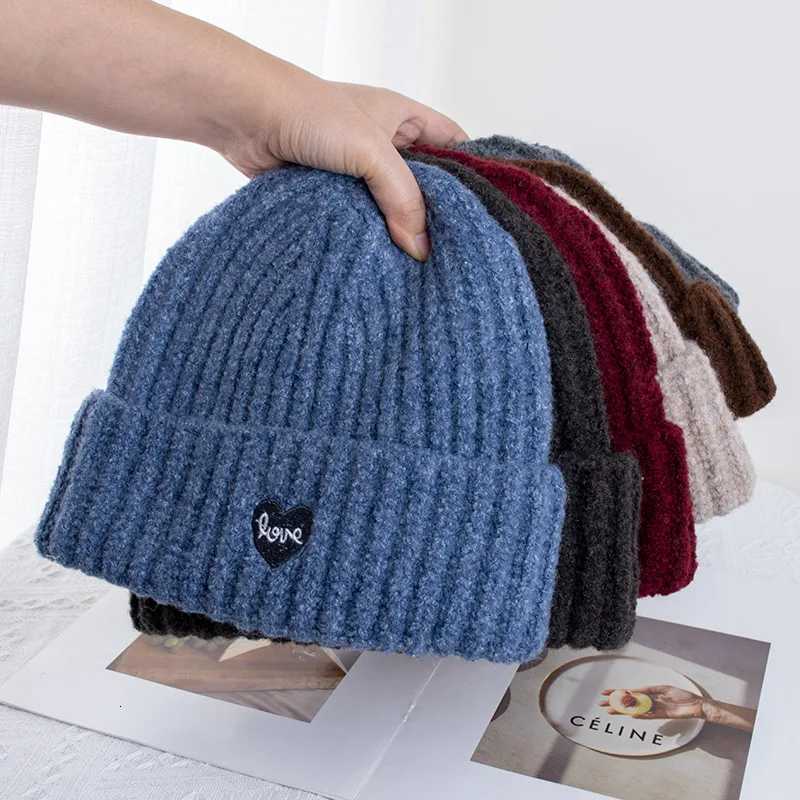 Beanie/Skull Caps Fall Winter Wool Cashmere Knitted Hat for Women Girls Warm Ear Protection Letter Love Heart Embrodery Beanies Skullies For Men Q26