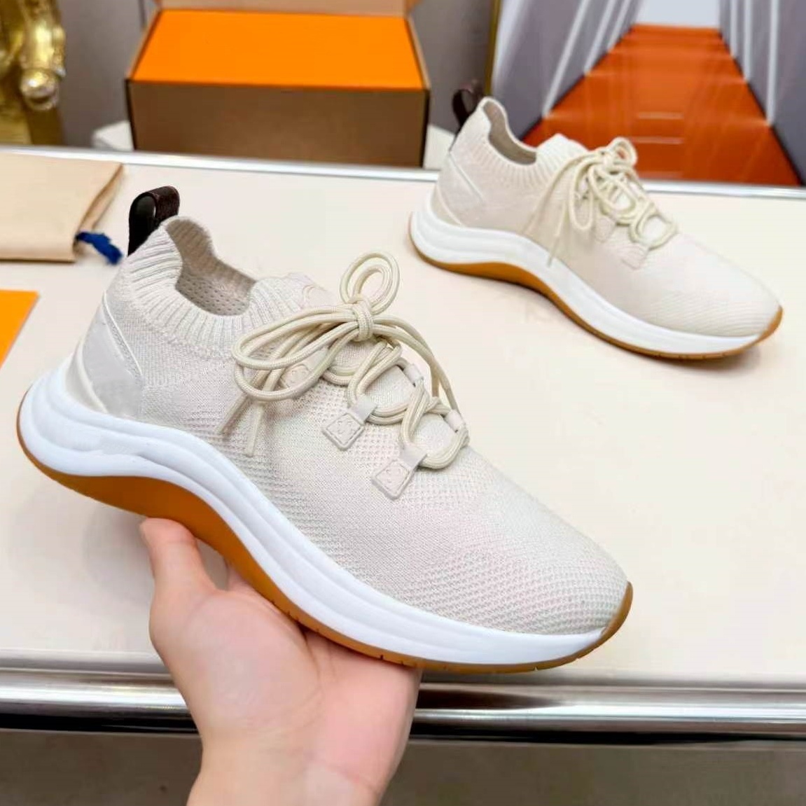 Wavelight knitted sneakers Designer shoe Woman casual shoes drop Leather knitted fabric Man trainers Luxury Loafers Comfort soft Sports track Runnin