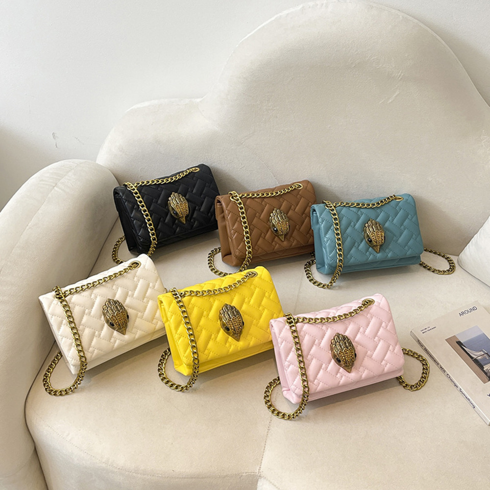 designer New large capacity women s bag with a unique diamond patterned embroidered eagle head design a niche and fashionable small square shoulder