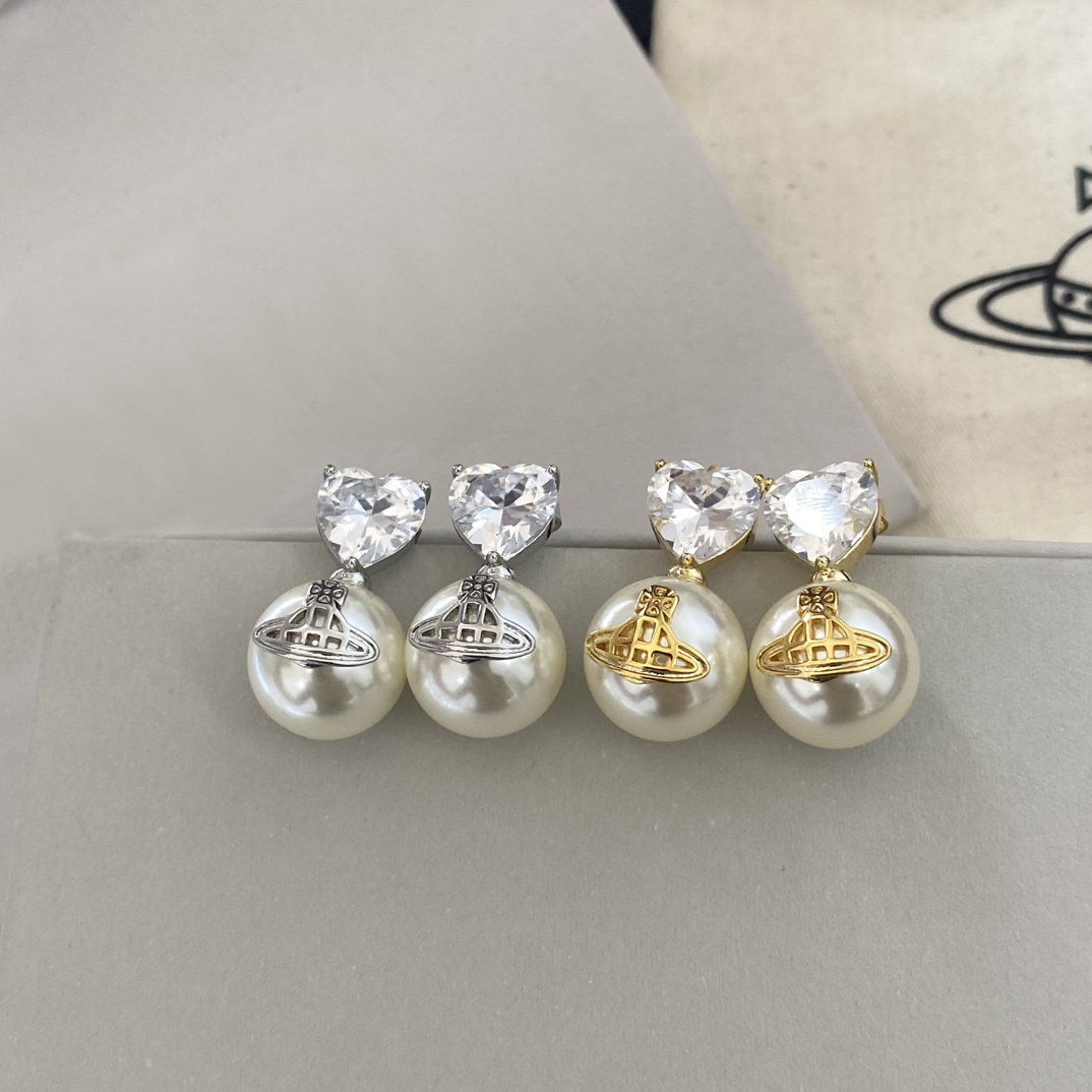 Exquisite Designer Heart Shaped Zircon Saturn Pearl Pendant Earrings Luxurious High End Gift Suitable For Womens Dating And Travel Paired With Jewel