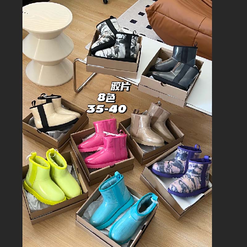 Popular snow boots classic mini candy colored jelly short boots shining with a trendy and cool posture waterproof material not afraid of wind and ra