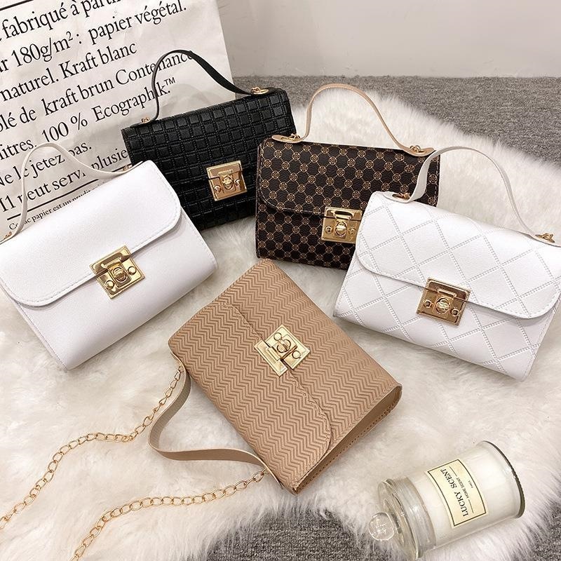 Luxury Brand Designer Bag Women's 2026 New Model Multi-Pattern Lock Chain Square Casual Mobile Phone Small Bag For Export
