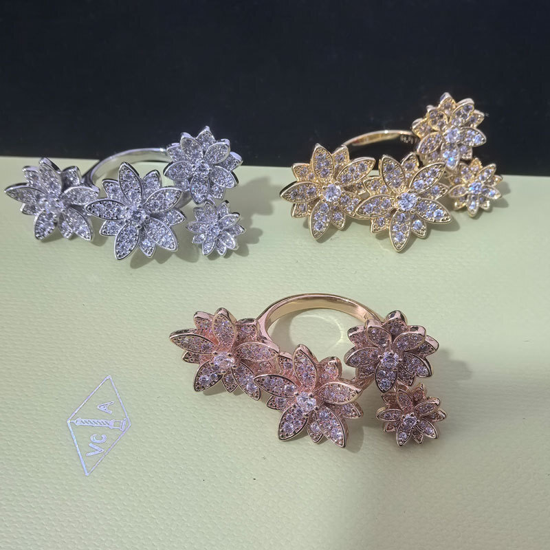 designer ring for women Full-Diamond Sunflower Necklace Women Classic Six-Prong Snowflake Bracelet Diamond-Encrusted Ring Earring Jewelry Set vanlie