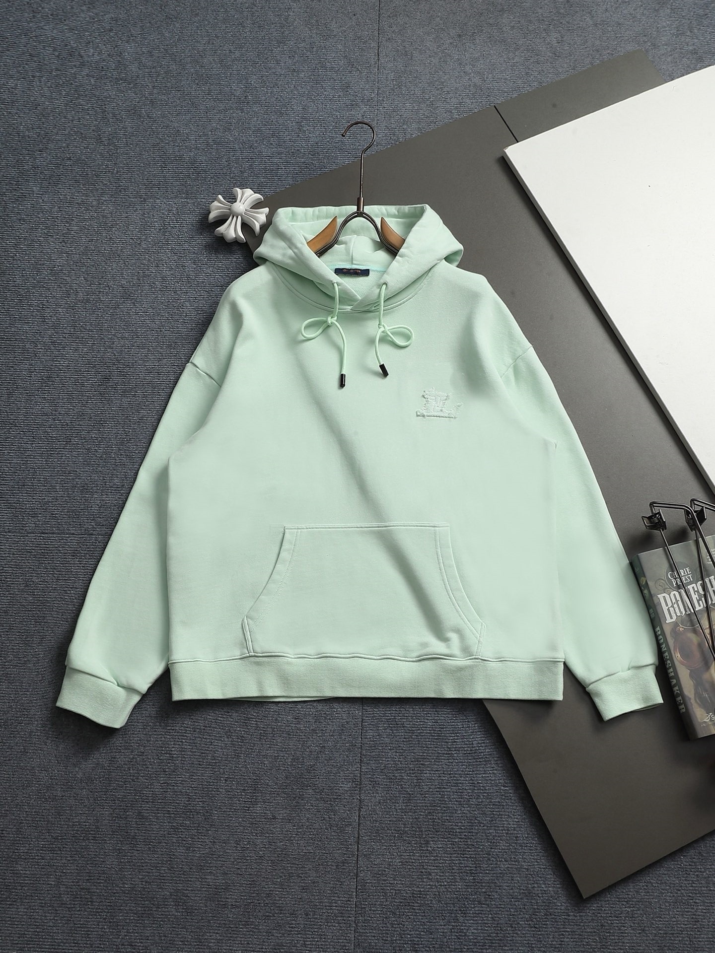 Trendy brand, high-end version, new spring/autumn collection, designer luxury cross-border style, unisex casual sweatshirt with logo patch embroider