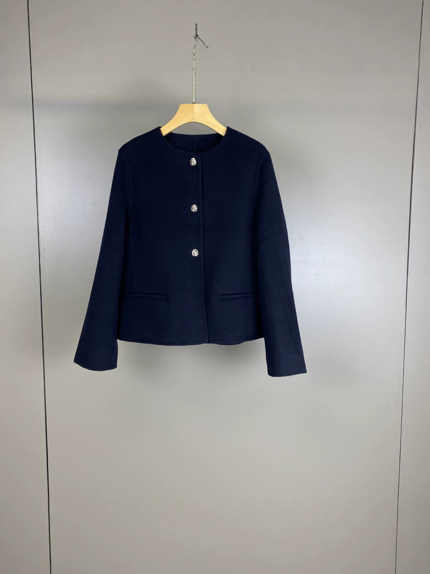Gopin Autumn/Winter New LP Round Neck Cashmere Wool Solid Color Knit Cardigan Fashionable Commute Versatile Women's