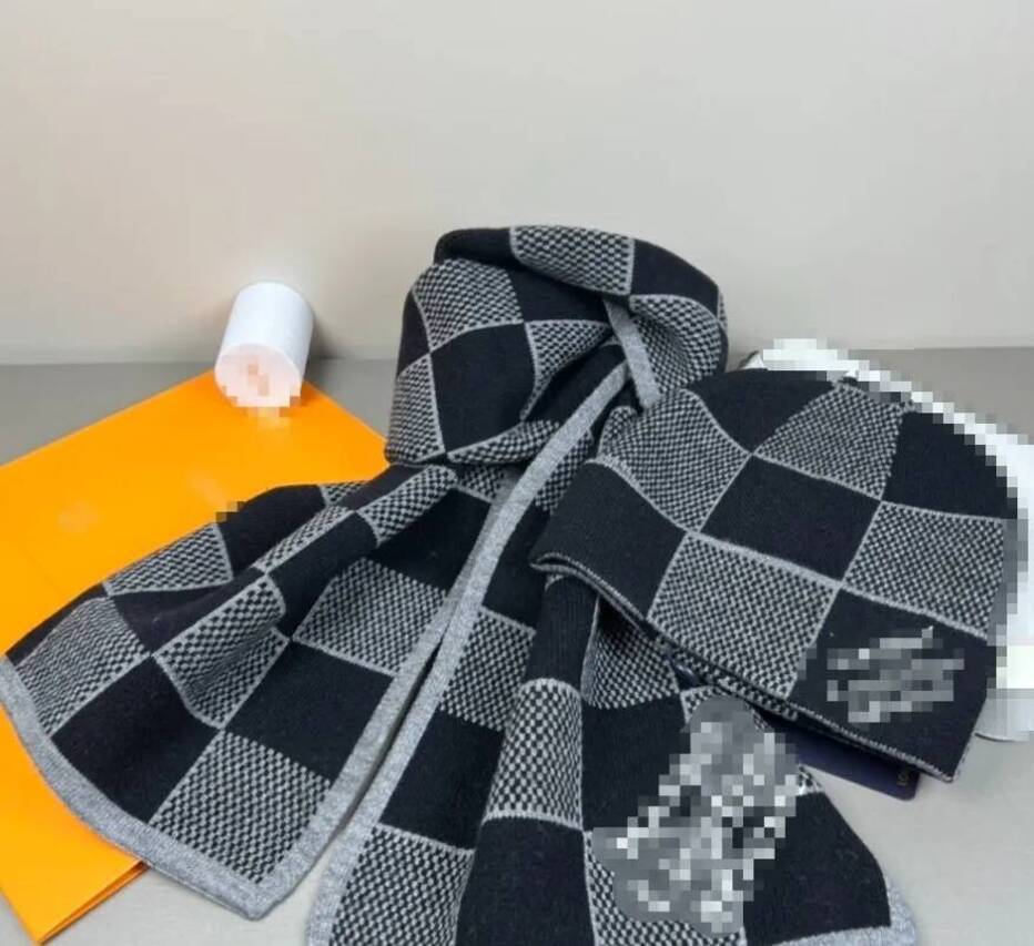 Knit 2026 Plaid cologne Hat Set For Fall Winter Trendy High Street perfume Style Couple Beanie Scarf Combo Warm Designer