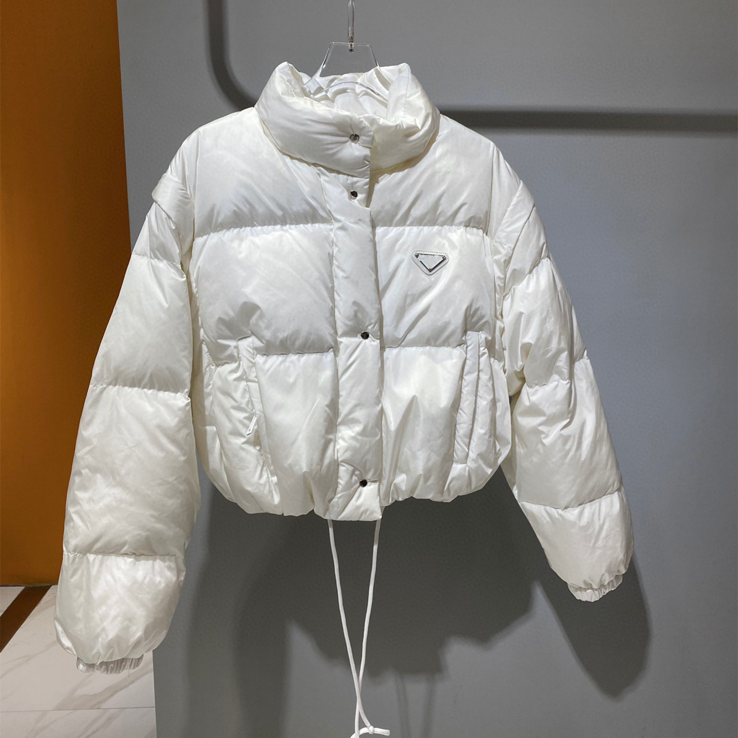Womens Re-Nylon Cropped Convertible Down Jacket Boxy Fit Stand Collar Elastic Cuffs Snap Front Cold Weather