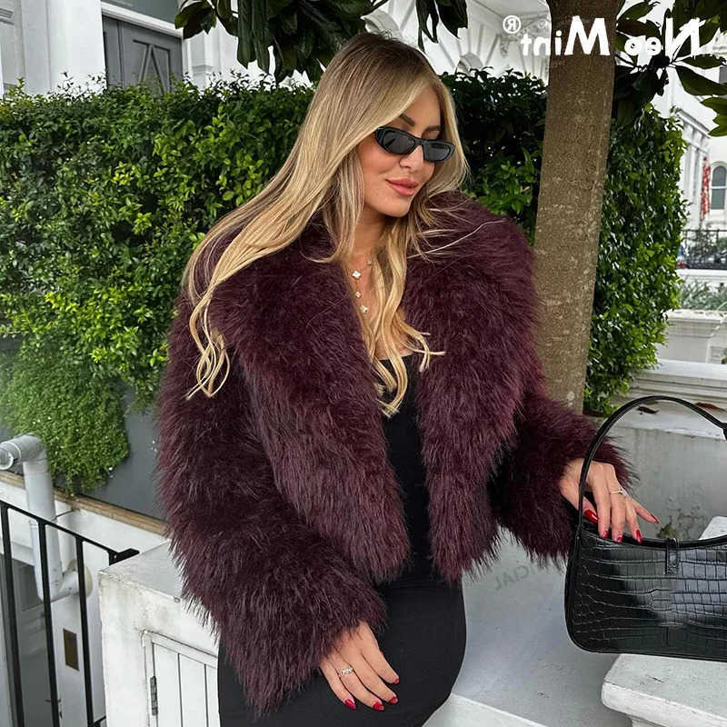 Mint Neo 2024 Winter Hot ic Blogger Burgundy Fur Coat Women Overcoat Girls Shawl Collar Lamb Fur Jacket S261016VRJN