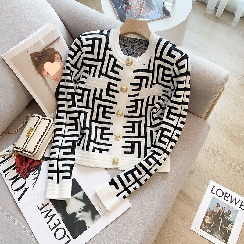 2026 Autumn And Winter New Style French Retro Small Fragrance Knitted Cardigan For Women High Quality Elegant Socialite Short Sweater Jacket Trend
