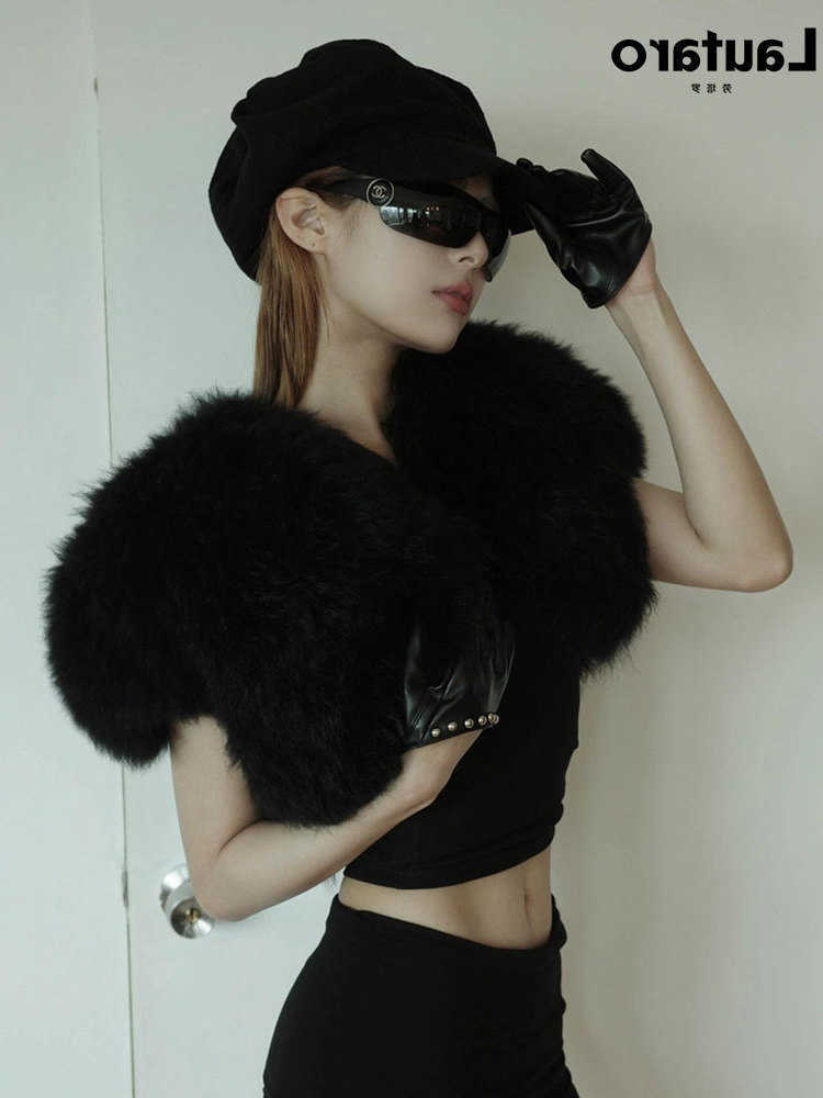Spring Lautaro Autumn Soft Thick Warm Short Black Fur Coat Women Quty Elegant Fluffy Jacket Vest S261016AM9O