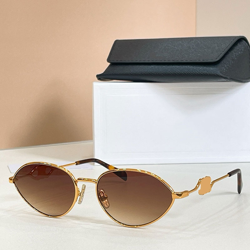 Wire 01 Sunglasses Womens Retro Y2K Sunglasses Metal Logo Design Golden Metal Frame Fashion Oval Sunglasses Brown Gradient Lens CL2533 with Packagin