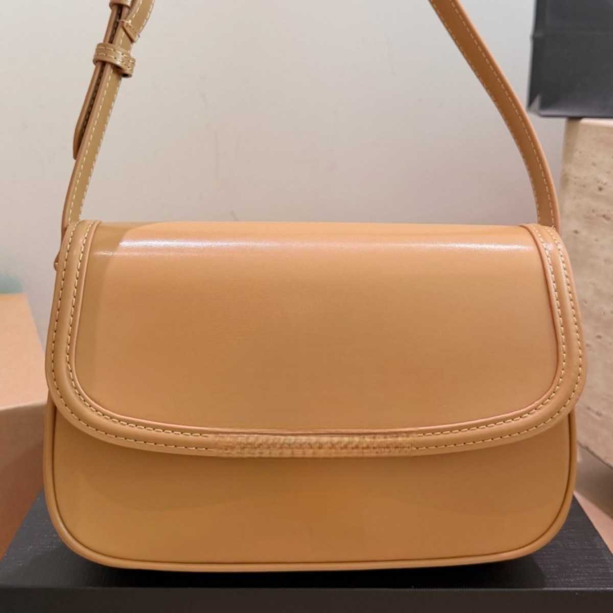 Designer Womens Smooth Leather Flap Bag Shoulder Crossbody Purse Black Beige Luxury Handbag