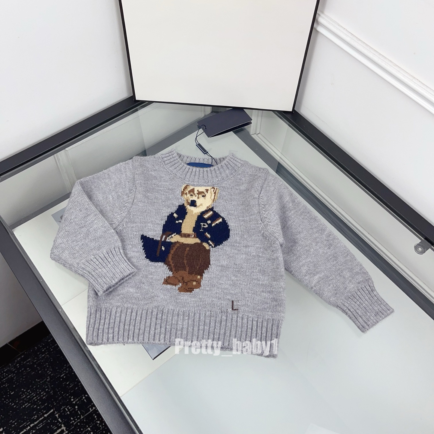 Kids Designer Clothes Boys Girls Knit Sweater Cute Cartoon Bear Jacquard Long Sleeve Warm Autumn Winter Pullover Tops