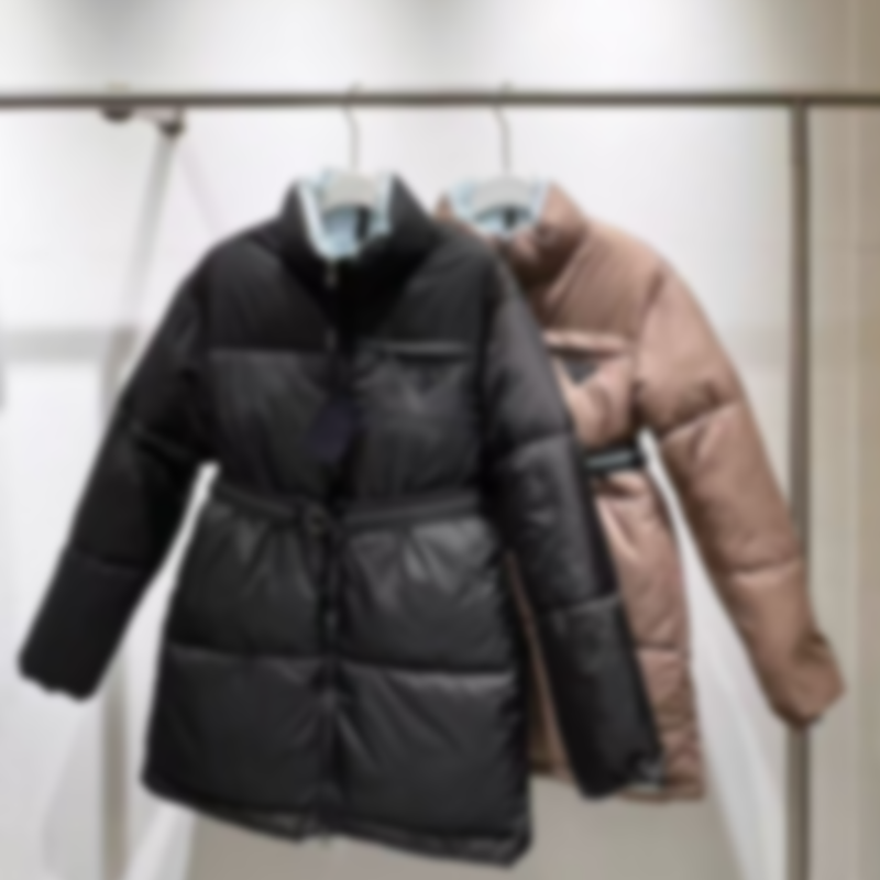 Designer Luxury brand Women Belted Waist Puffer Coat Stand Collar Contrast Color Collar Zipper Winter Warm Slim Down Jacket Casual Outerwear