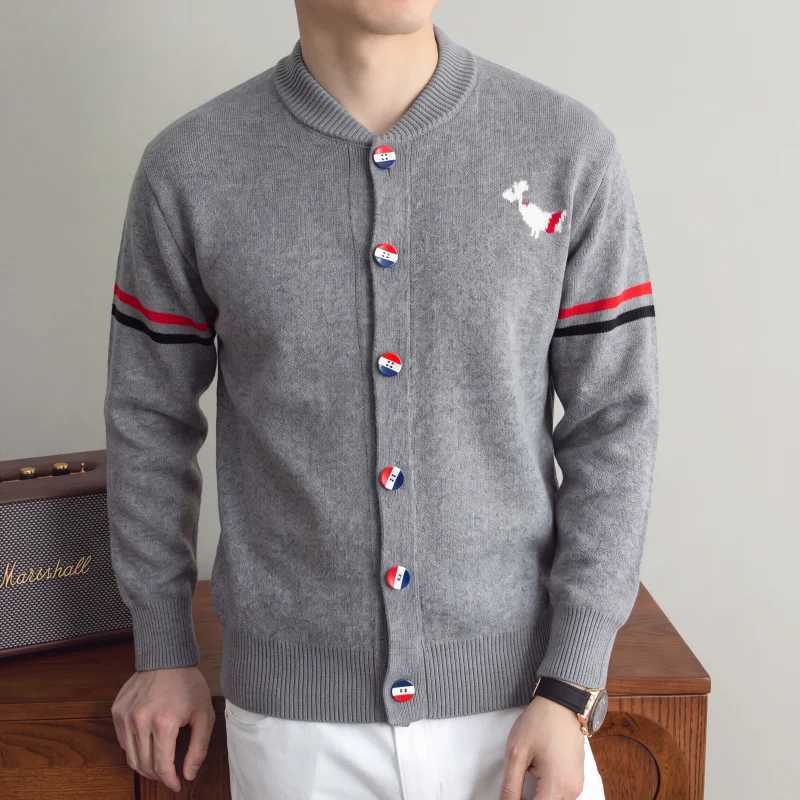 Men's Knit Cardigan Brand Fashion Cartoon Dog Print Design Autumn Winter New Classic Striped Korean Casual Sweater Coat M261016