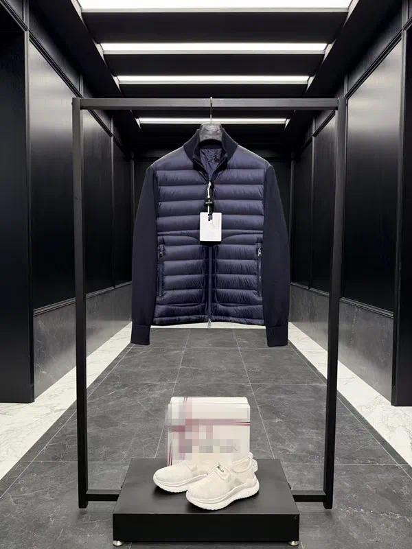 2026 Autumn Winter Down Men's Jackets Zipper Stand Collar Striped Print Thick Pockets Man's Coats Short Outerwear MKMHMD26074