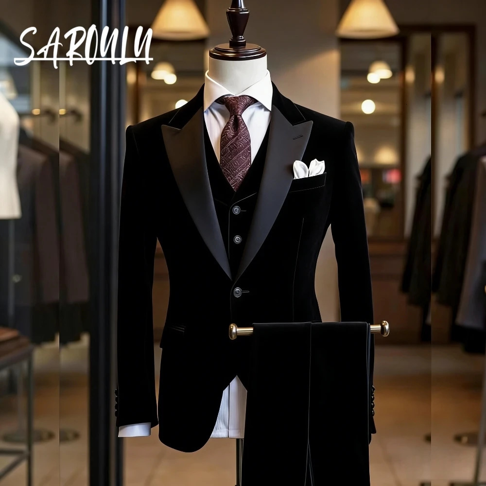Mens Black Velvet 3piece Tuxedo Suit With Satin Lapel Groom Wedding Attire Formal Dinner Prom Banquet Blazer Vest Pants Set 261019