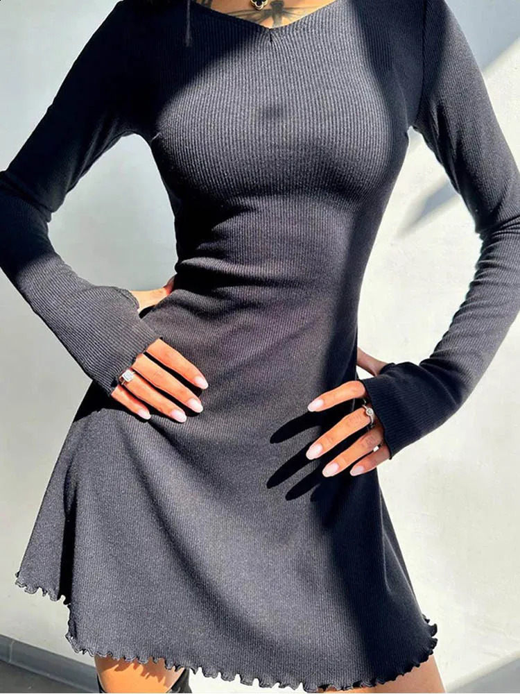 Elegant And Pretty Women Dresses Autumn Winter Black Sexy Short Dress Female V Neck Long Sleeve Slim Solid Color Mini Dress 261014