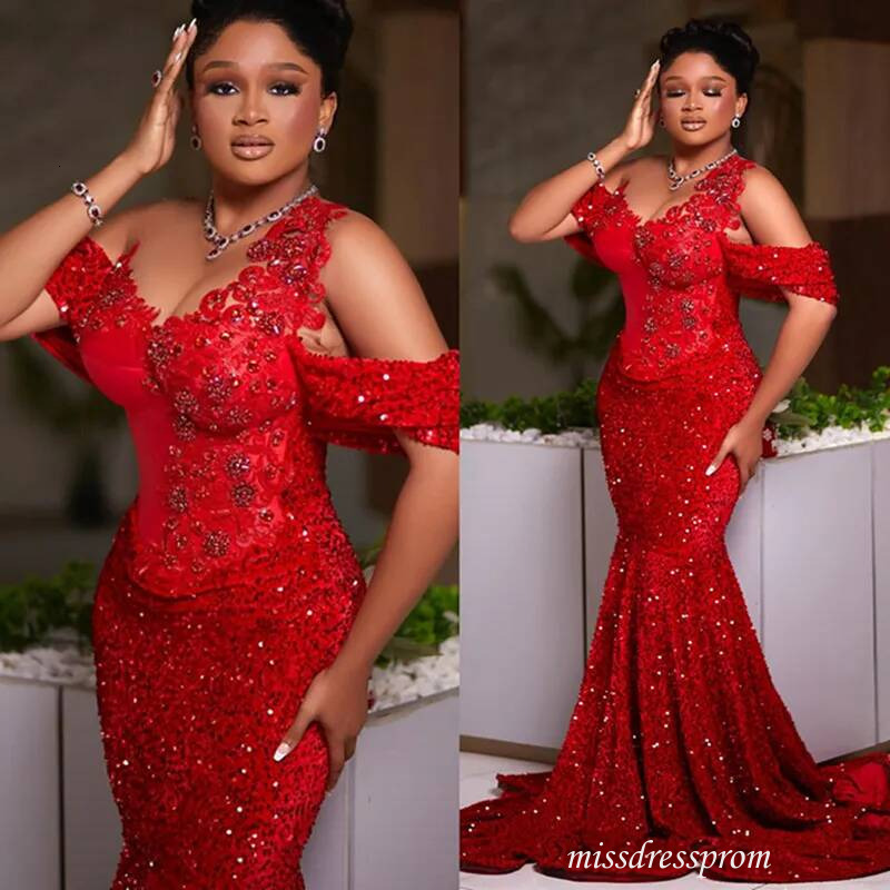 Plus Size Red Mermaid Prom Evening Dresses Sheer Neck Beaded Crystals Party Dress Sequined Lace For Black Women Birthday Gowns Am2160