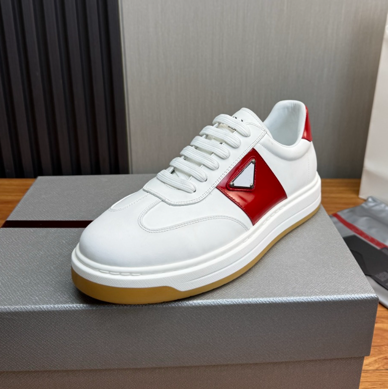 Fashion Man Casual Shoes Designer Downtown Calfskin Leather Low Top Sneaker White Red Skate Platform Sneakers Thick sole sports trainers lace up Tra