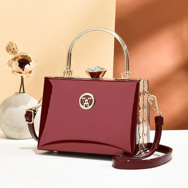 Luxury Brand Designer Bag Taizhou Women's Bright Leather Feel Elegant Multifunctional Evening Crossbody Portable Insbag Shoulder Bag Handbag