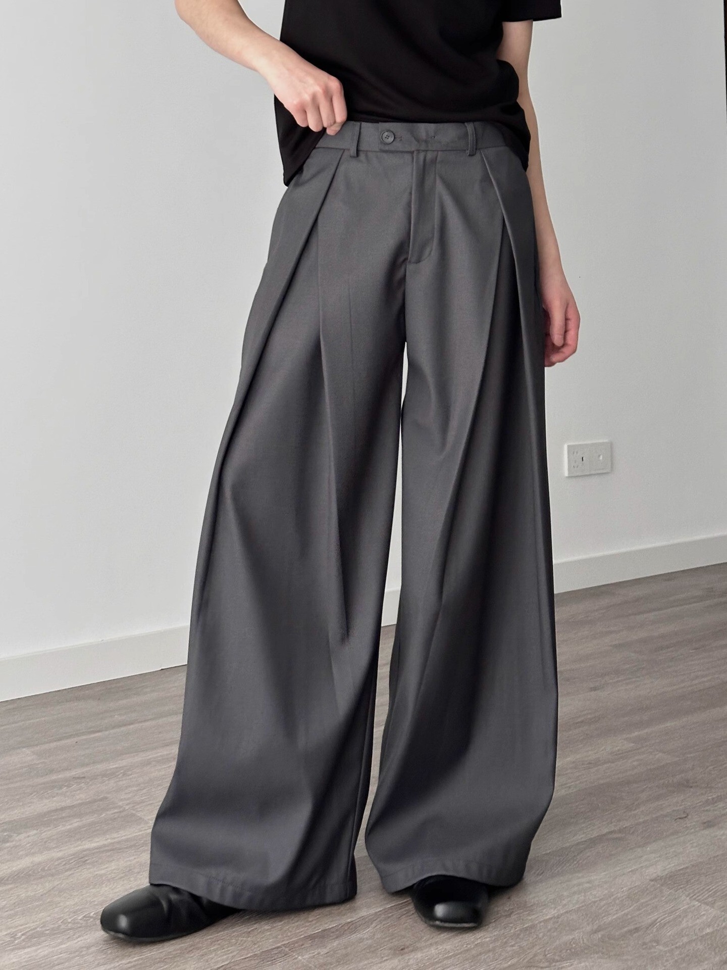 Men Wide Leg Suit Trousers Summer New Arrival 3D Pleated A-Line Loose Draping Floor Length Casual Long Pants
