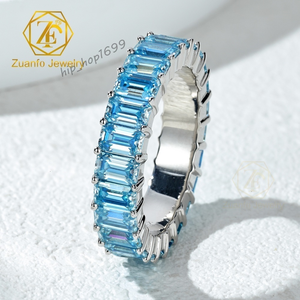 High Quality Emerald Cut Moissanite Diamond Eternity Ring Custom 14K 18K Solid Gold Wedding Band Ring Women with GRA Certificate