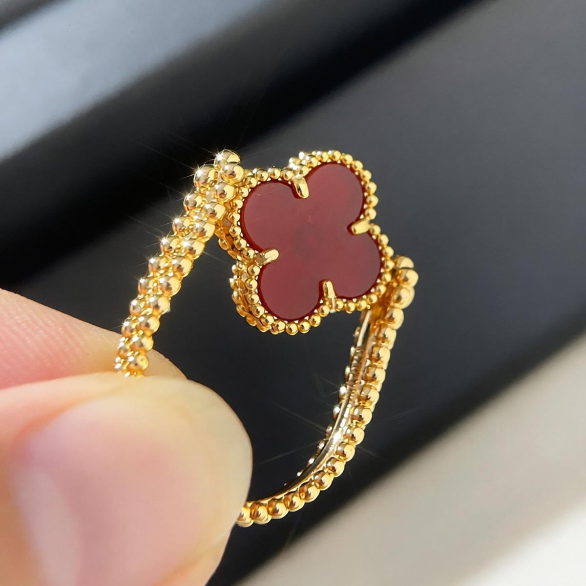 designer ring for women Laser Red Chalcedony Four-Leaf Clover/Flip-Over Fortune 18K Double-Flower Double-Sided Rose Gold Ring vanlies cleef ring