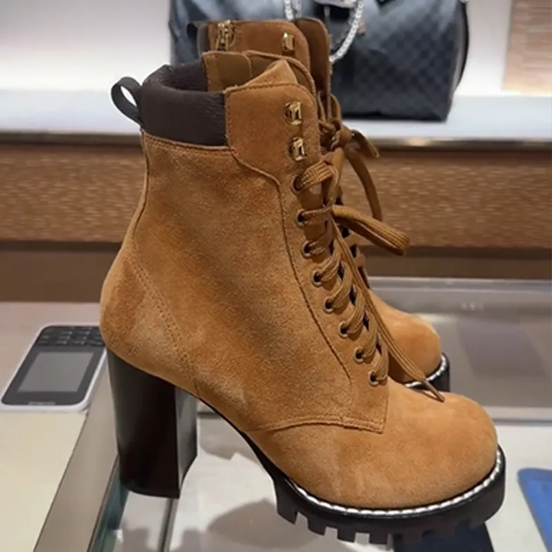Designer Star Trail Ankle Boots Women Suede Calf Leather High Block Heel Platform Lace Up Side Zipper Winter Combat Booties Outdoor Casual Shoes Top