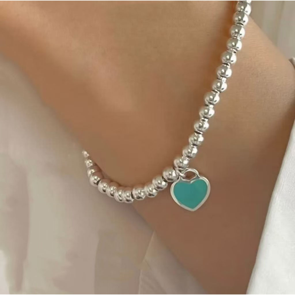 Silver heartshaped tag bead bracelet designer womens necklace high quality fashionable and classic style simple and compact versatile everyday jewel