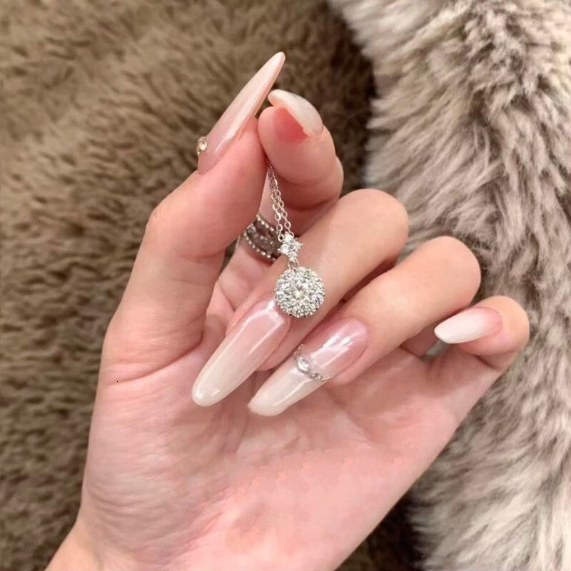 Luxury Elegant Dainty Jewelry Luxury Brand Designer Jewelry Korean-Style, Full-Diamond, Star-Shaped Pendant Necklace Women, A Delicate Versatile Cla