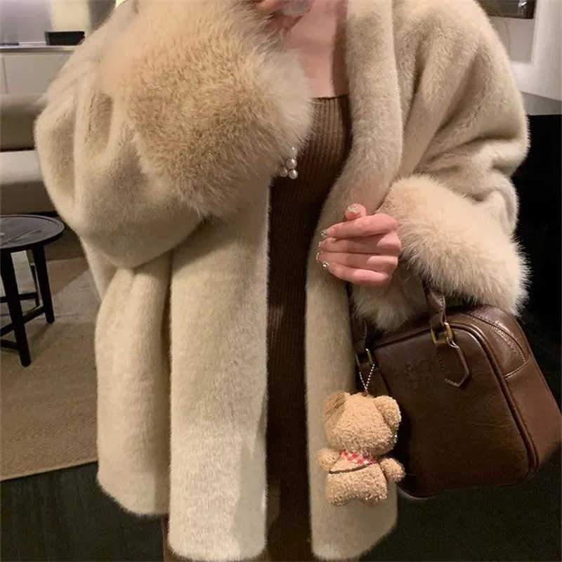 Autumn 2025 And Winter New Environmentally Friendly Mink Fur Coat Women's Loose coat S261016J2T0