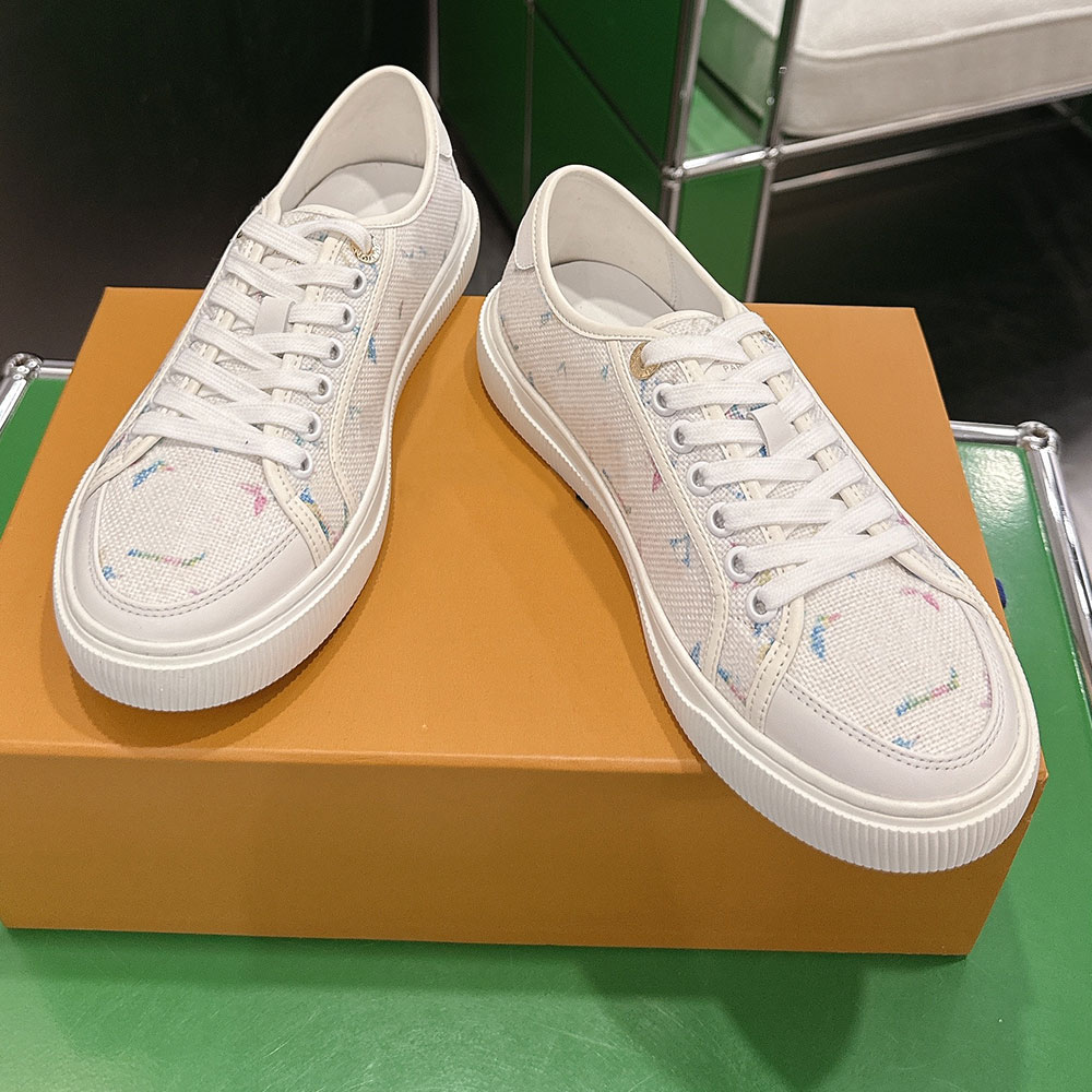 Lagoon Sneaker Womens Designer Sneakers 1AKGGY Luxury Stylishly Simple Casual Sneaker Ecru White Embroidered Fabric Brand Sneakers Rubber Outsole Si
