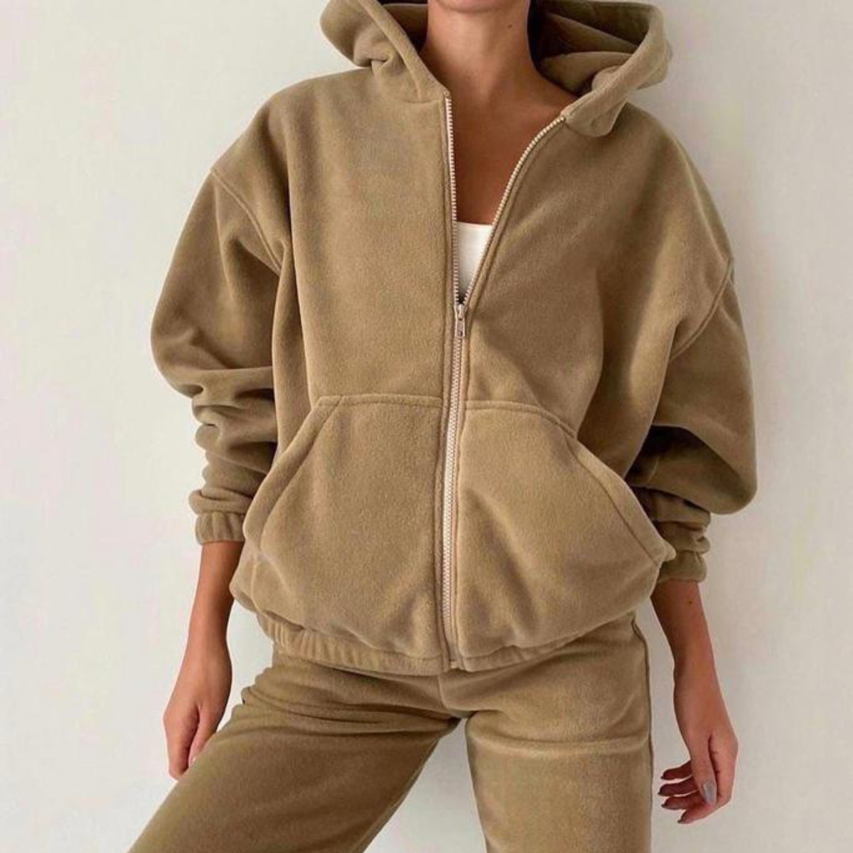 Tracksuit Women Designer Two Piece Set Women Cowl Neck High Waist Solid Sequin Sweatsuit Spring Casual Loose Sport Outfits Clothes
