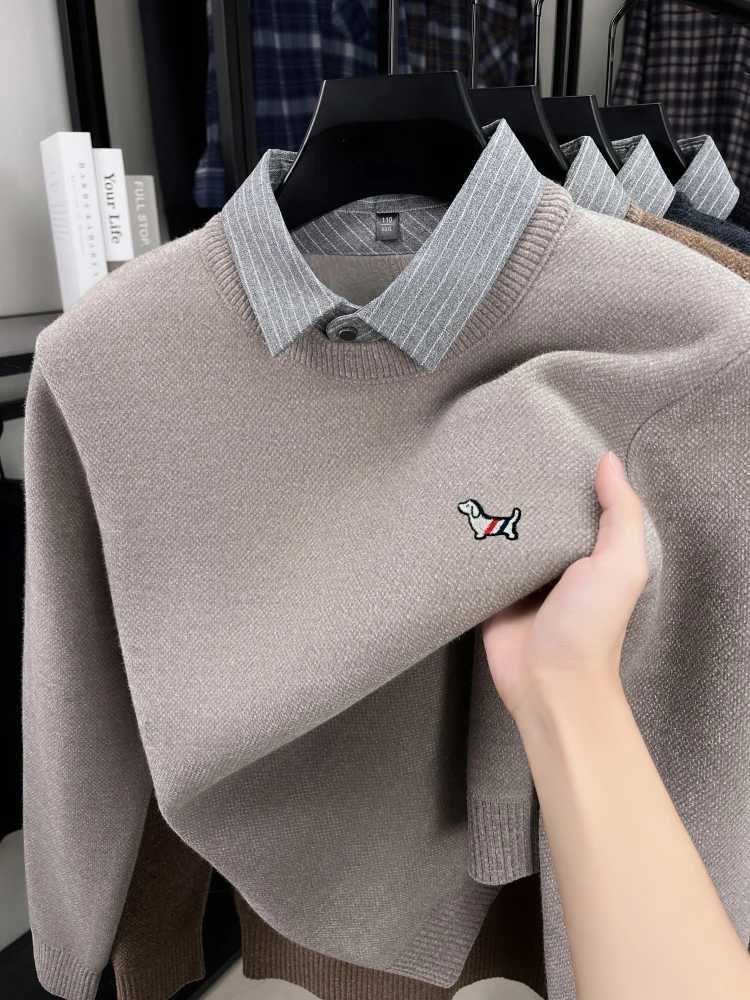 striped High end fake two-piece lapel sweater men's new fashion light brand cute cartoon puppy embroidery warm pullover M261016