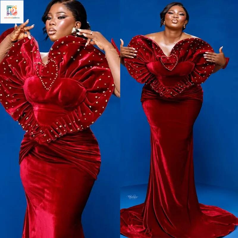 Plus Size Red Velvet Mermaid Prom 2026 Evening Dresses Illusion Heart Crystals Party Dress Sequined Lace Formal For Black Women Birthday Gowns Am263