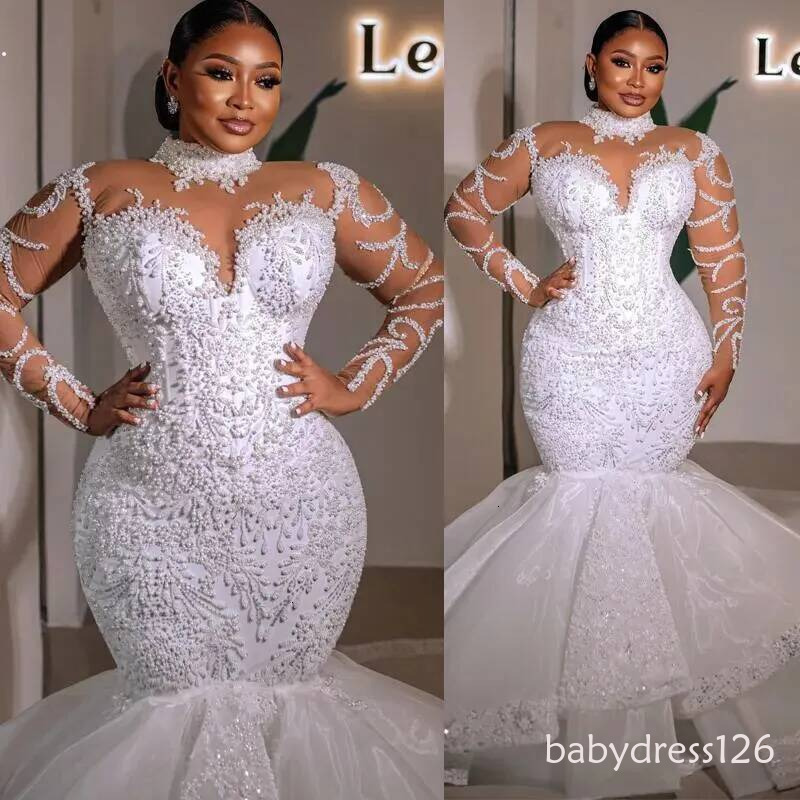 Plus Size Off White For Bride Illusion Appliqued Crystals Mermaid Wedding Gowns Pleated Pearls Beaded Lace Rhinestones Bridal Dress D858