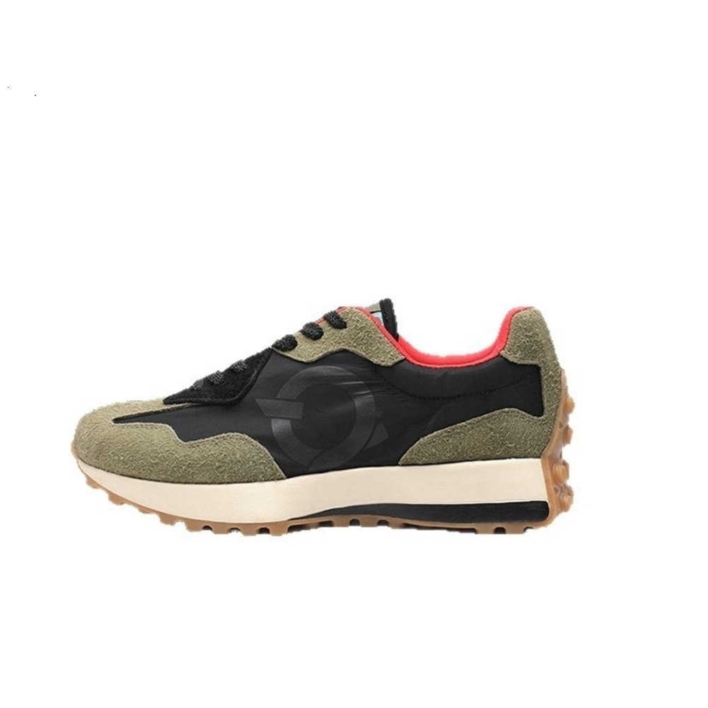 2026 Casual Shoe Designer Free Shipping Classic shoe for man Color Blocked Breathable Soft Soled Sneakers Are Comfortable Fashionable Versatile Tren