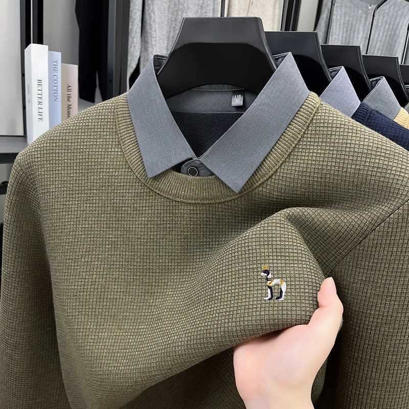 brand wool fake two-piece sweater exquisite embroidery comfort texture casual pullover trend lapel men's wear M261016