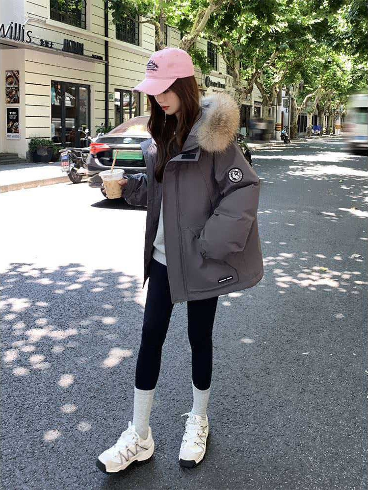 2026 Winter New Short Parka White Duck Down Jacket Women Loose Fit Large Faux Fur Collar Thick Workwear Puffer Coat Windproof Outerwear For Petite L