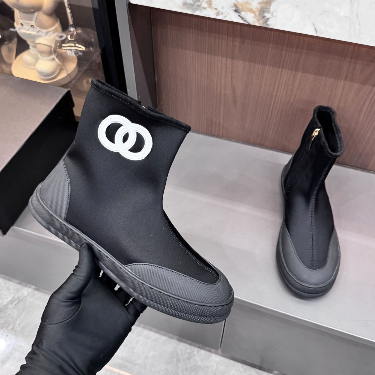 Designer Boots Luxury Women Knee High Rain Boots White CC Logo Black Rubber Waterproof Tall Wellies Round Toe Platform Fashion Shoes For Outdoor Dai