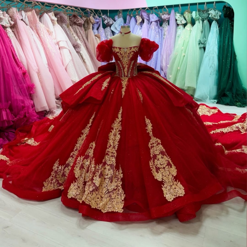 Red Glitter Quinceanera Dresses Off Shoulder Ball Gown Sweet 16 Dress Gold Applique lace Beading Crystal Bow Tull Party Birthday vestidos 15 de anos