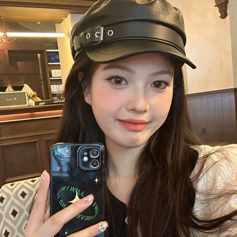 Luxury Cap Brand Designer Hat Luxury Cap Brand Designer Hat Luxury Cap Brand Designer Hat PU Leather Black Octagonal Hat Retro Autumn Winter Duckbil